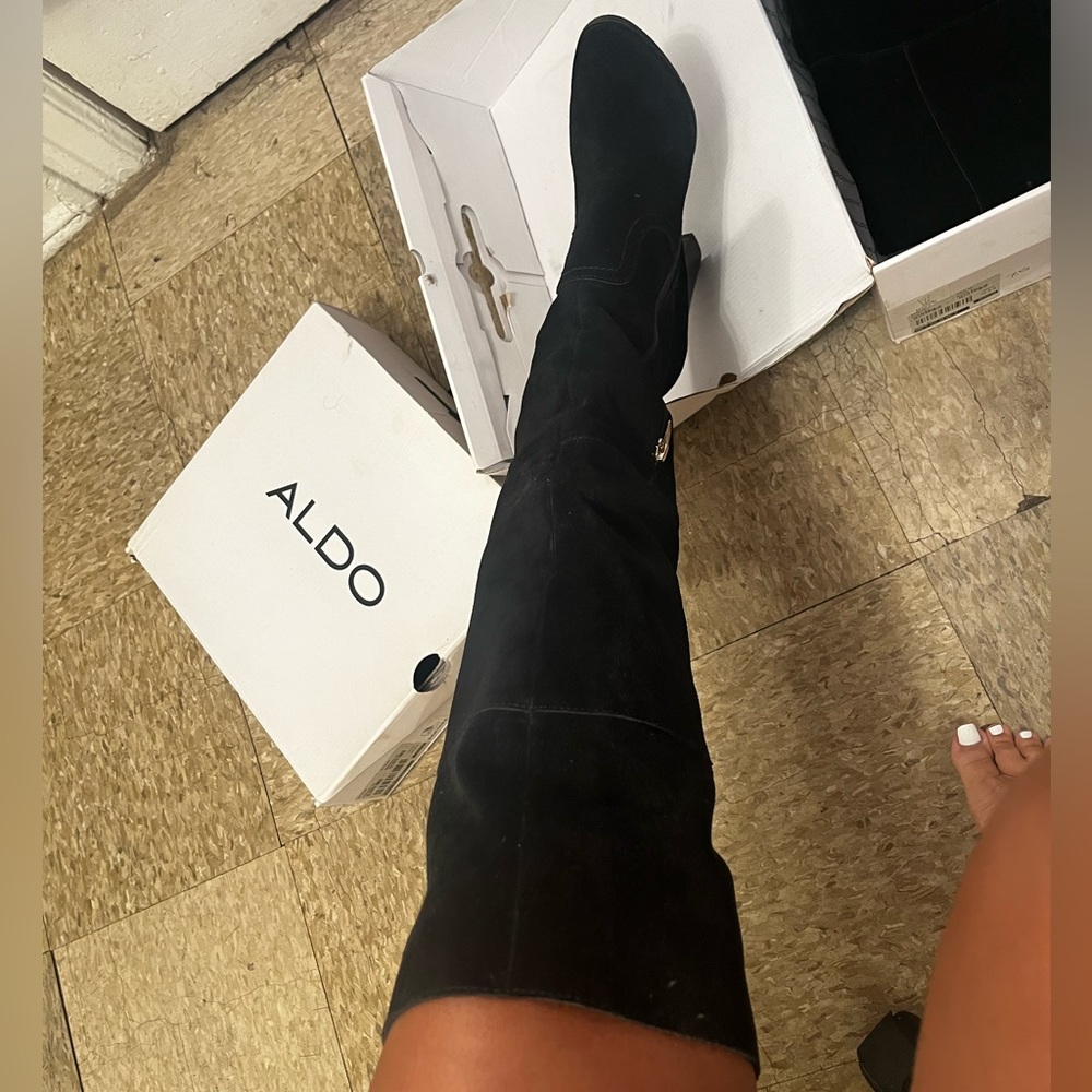 Aldo Bove Black suede boots